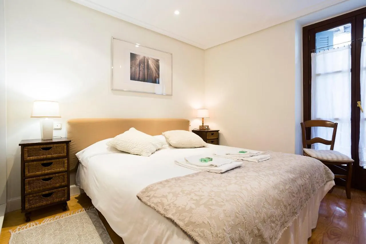 Apartamento Txoriak - Basquenjoy Hondarribia España