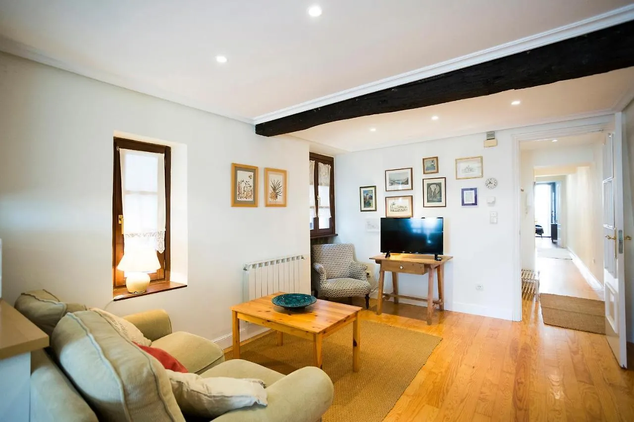 Apartamento Txoriak - Basquenjoy Hondarribia